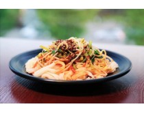 漢中米皮速食正宗特產(chǎn)小吃麻醬面皮真空免煮開袋即食手工陜西涼皮