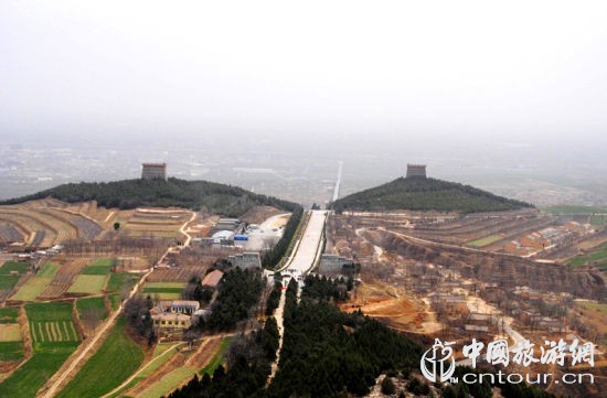 唐高宗李治和武則天的合葬陵—乾陵